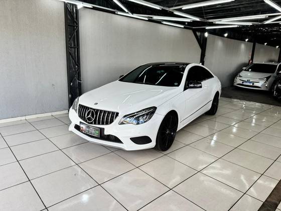 MERCEDES-BENZ E 250 2.0 AVANTGARDE 16V TURBO GASOLINA 4P AUTOMÁTICO